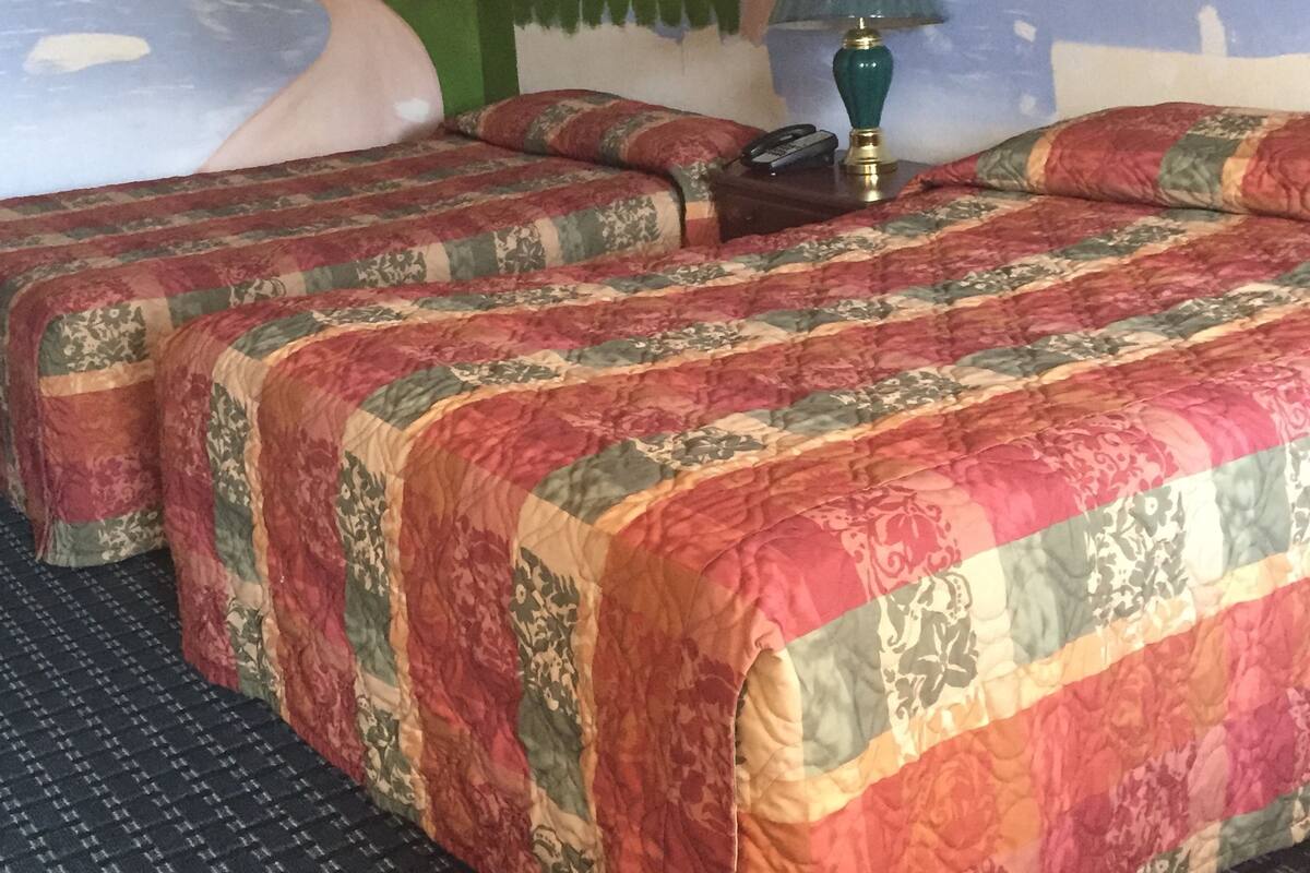 Standard Room, 2 Double Beds, Non Smoking | Desk, free WiFi, bed sheets