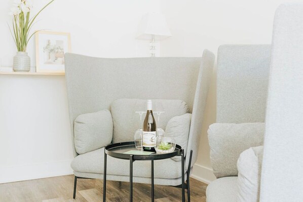 Individually furnished, blackout curtains, free WiFi, bed sheets