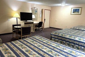 Deluxe Suite, Non Smoking (3 Queen Beds) | Premium bedding, desk, iron/ironing board, free WiFi