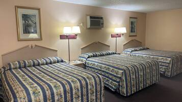 Deluxe Suite, Multiple Beds, Non Smoking | Premium bedding, desk, iron/ironing board, free WiFi