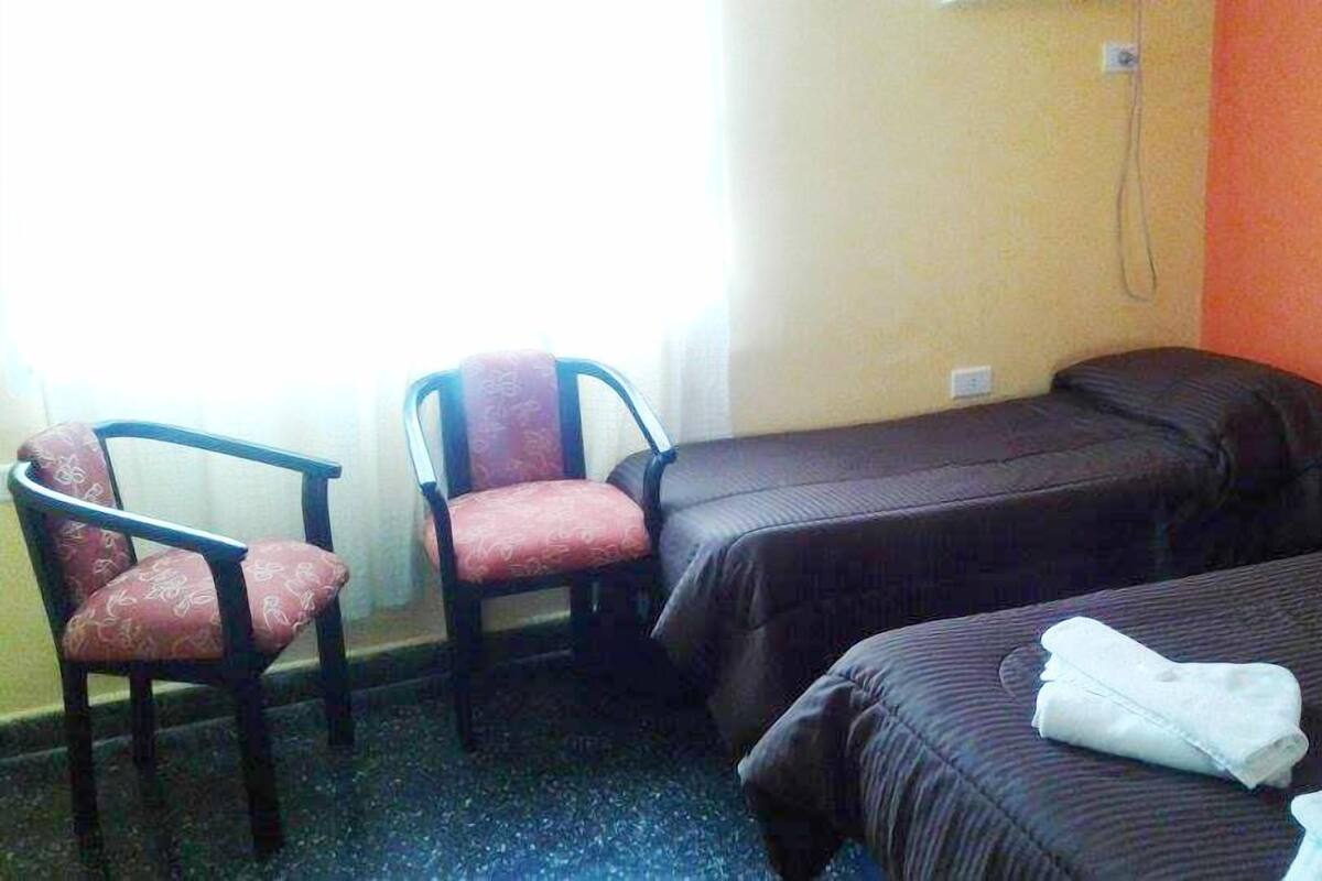 Habitación (5 People) | Camas extra y wifi gratis