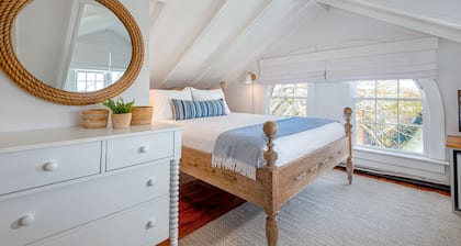 Periwinkle Inn