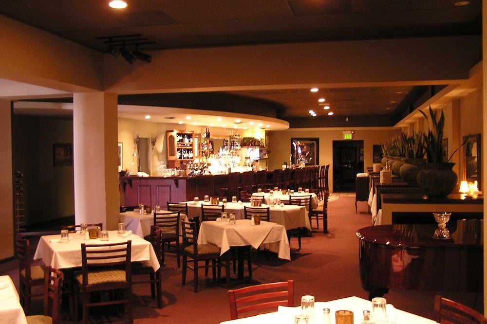 Tremont Inn on Main