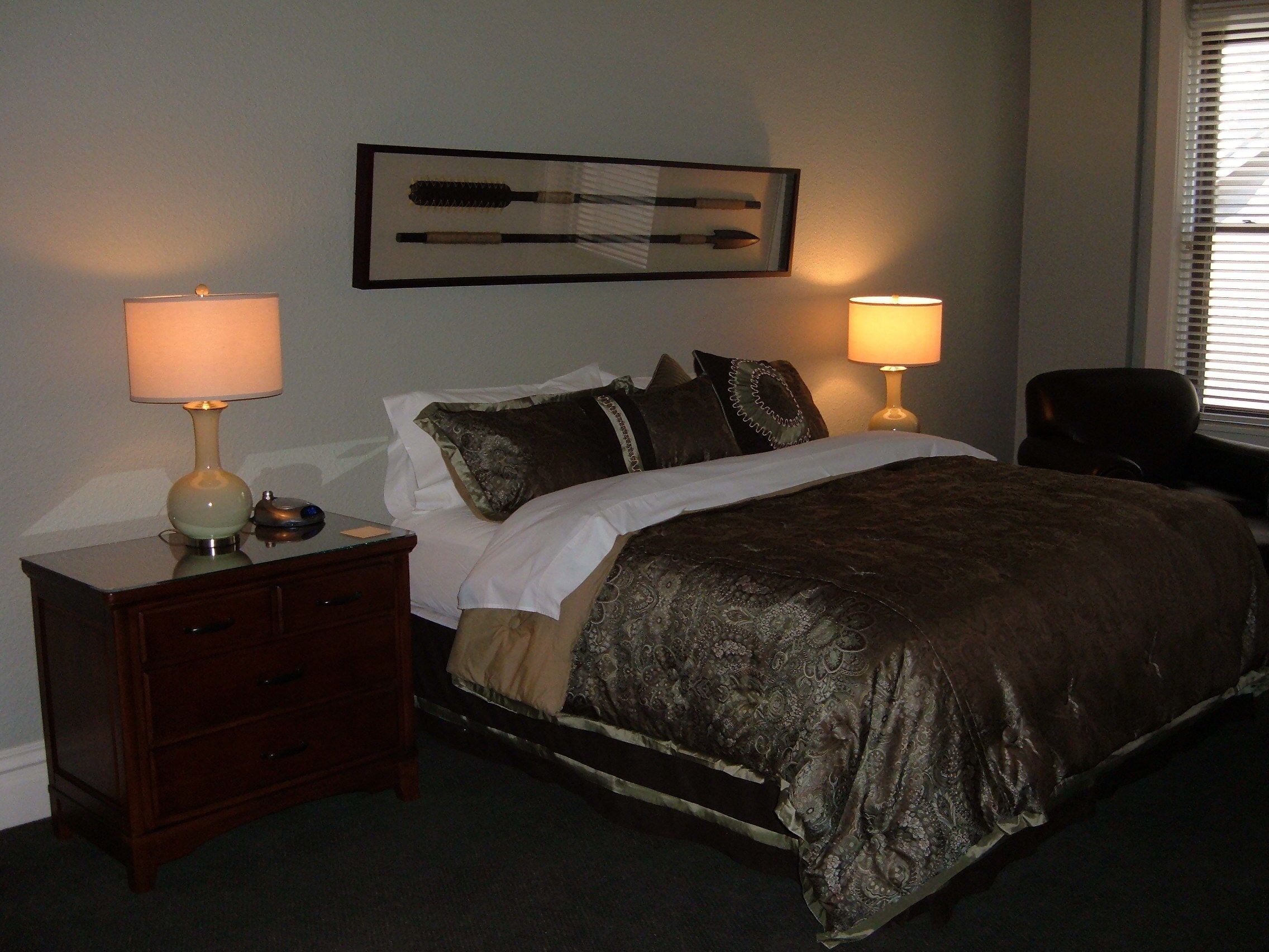 standard room, 1 king bed | desk, iron/ironing board, rollaway beds, free wifi