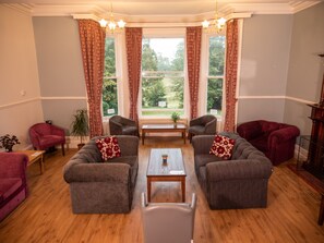 Lounge - YHA Grasmere Butharlyp Howe - Hostel (Ambleside)