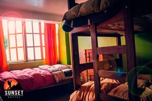 Phòng tập thể tiện nghi đơn giản, phòng tập thể nam và nữ, phòng tắm dùng chung (4 pax) | Truy cập Internet không dây miễn phí