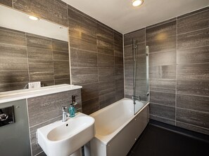 Kamar Double, ensuite | Kamar mandi
