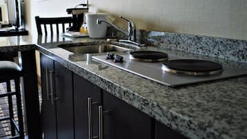 Fridge, microwave, coffee/tea maker