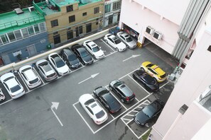 Free self parking, free valet parking - Hotel Chowon (Busan)