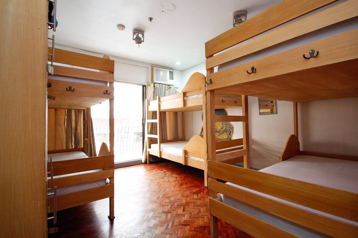 6 Bed Mixed AC Dorm | Wifi gratis
