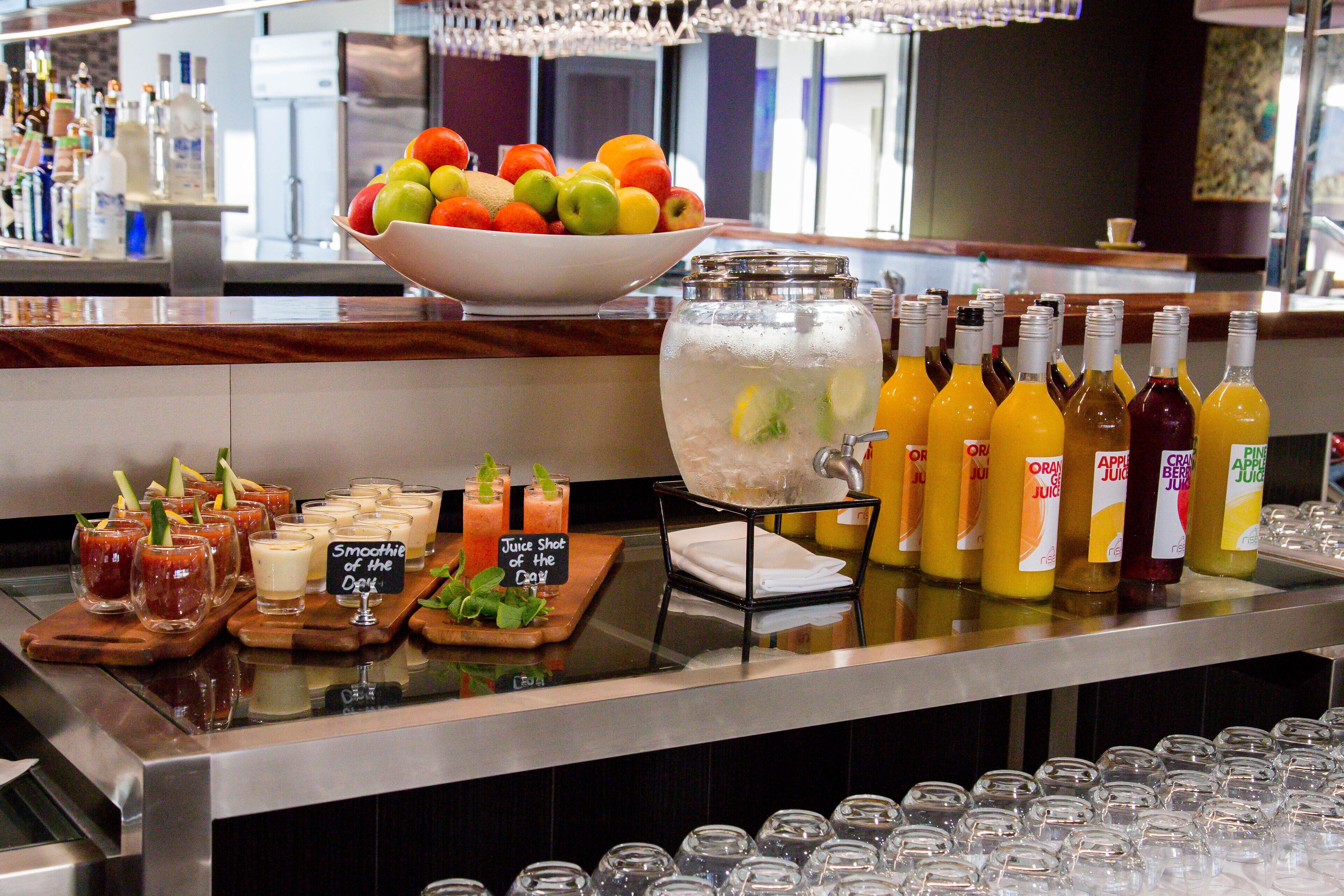 每日供应自助式早餐（每人 AUD 28）