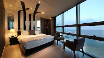 Premium Room, Ocean View | Premium bedding, blackout curtains, free WiFi, bed sheets