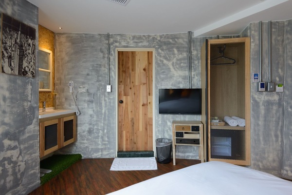 Deluxe Double Room With Private bathroom | Blackout drapes, WiFi (free), bed sheets