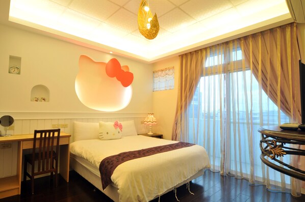 Free WiFi, bed sheets