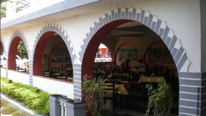 Restaurant - William's Beach Retreat (Colva)