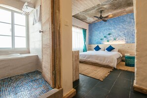 Junior suite | 1 slaapkamer, luxe beddengoed, een minibar, een kluis op de kamer