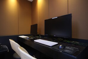 Deluxe Double Room | Business center - WA Hotel Nampo (Busan)