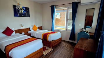 Deluxe Single Room, Garden View, Mountainside