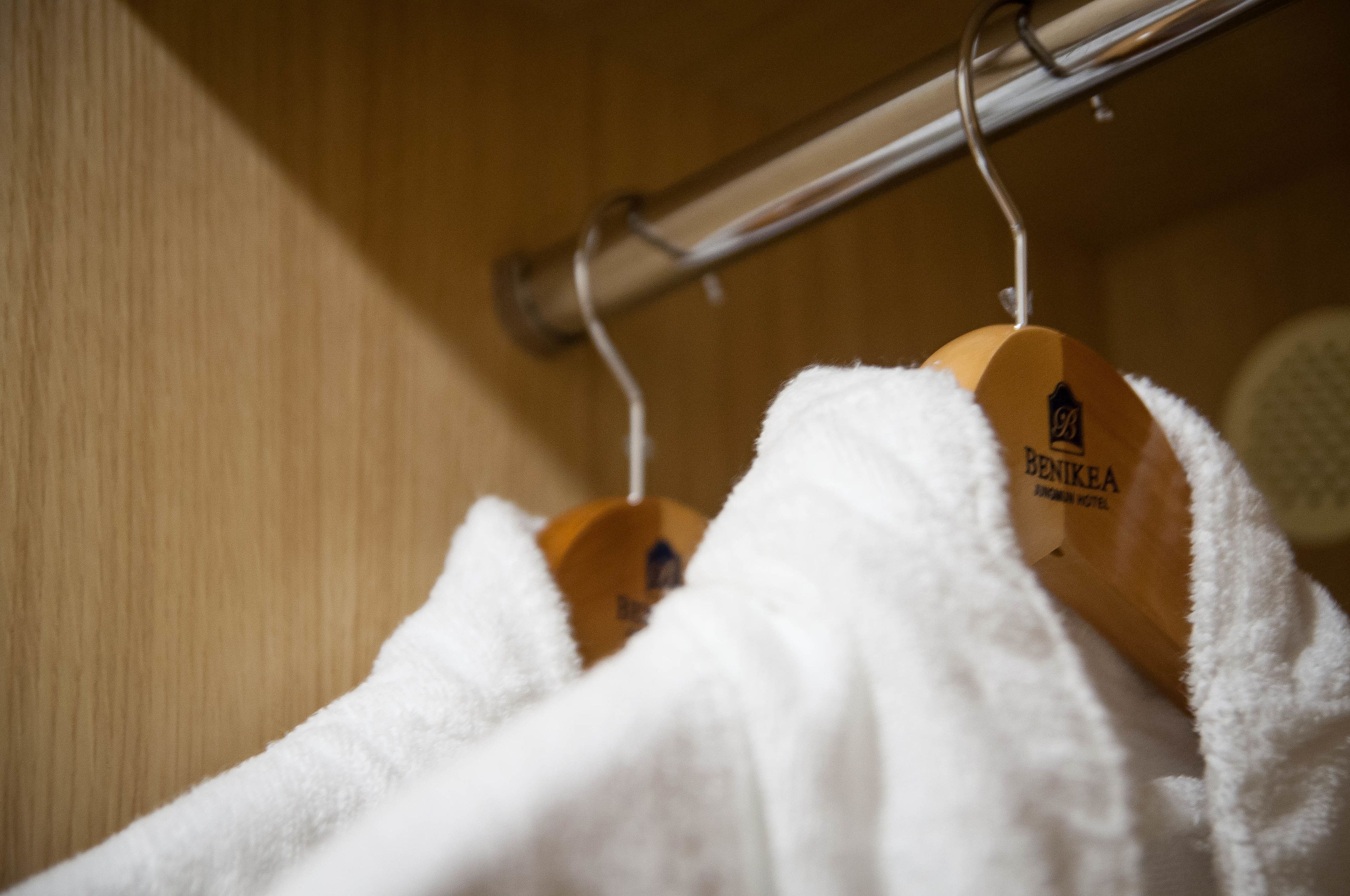 junior suite (mini bar pkg) | 1 bedroom, premium bedding, in-room safe, desk