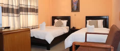 Standard Double or Twin Room, 1 Bedroom | 1 bedroom, pillowtop beds, in-room safe, desk