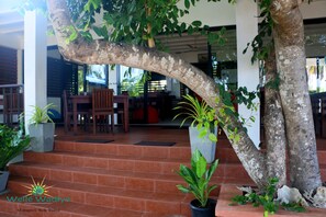 Porch - Wellé Wadiya (Kudawa)