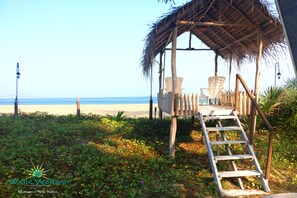 On the beach, fishing - Wellé Wadiya (Kudawa)