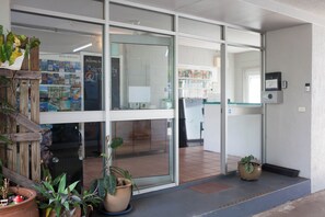 Reception - Cairns City Motel (Cairns)