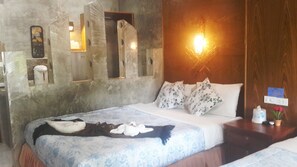 In-room safe, free WiFi, bed sheets