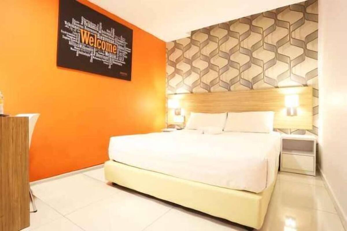 Escritorio y wifi gratis