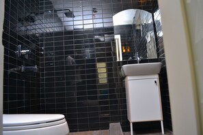 Kahden hengen premier-huone | Kylpyhuone