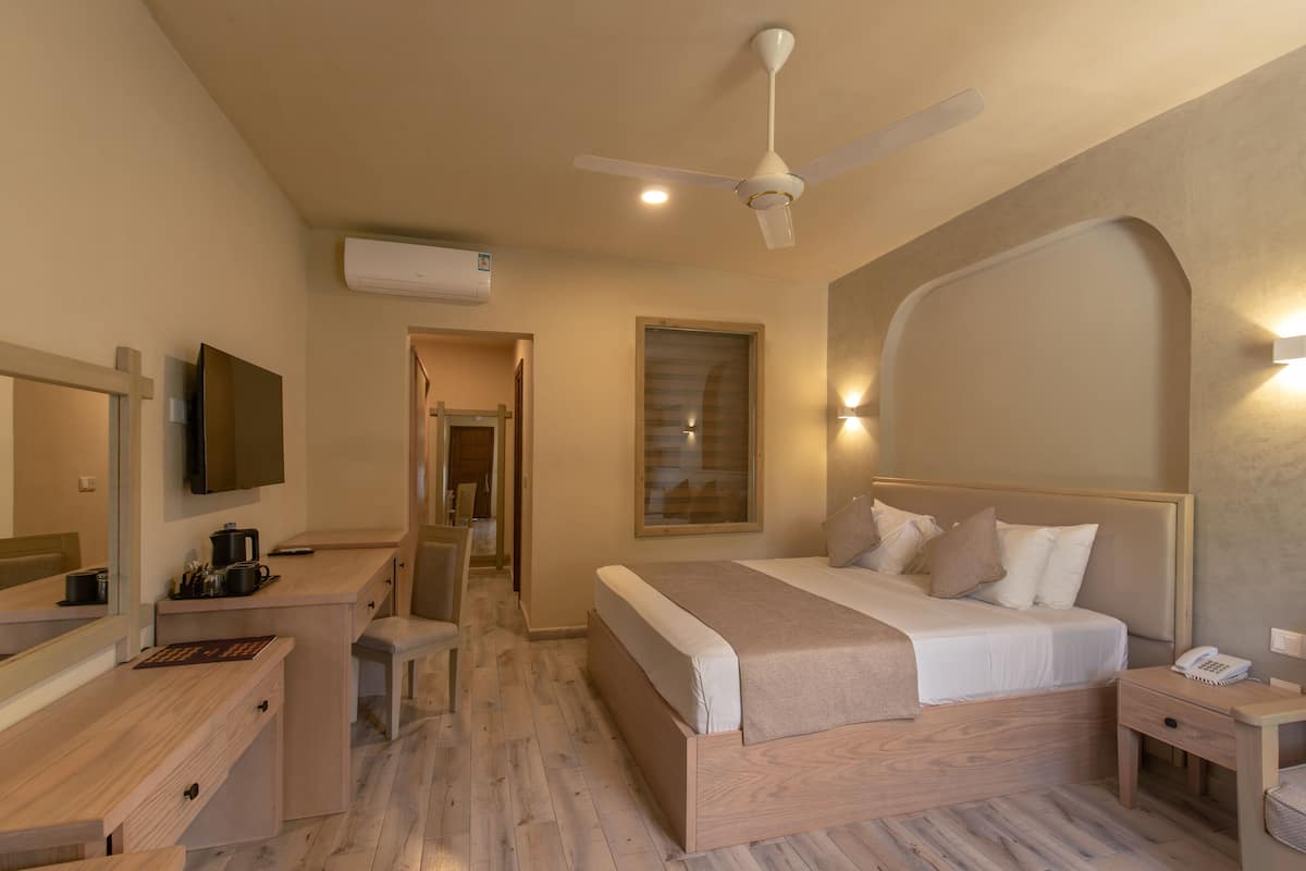 Superior Double or Twin Room | 1 bedroom, premium bedding, free minibar items, in-room safe
