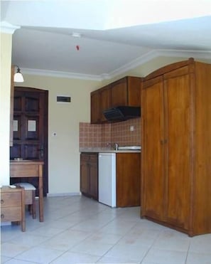 Apartment, 1 Bedroom | Living area