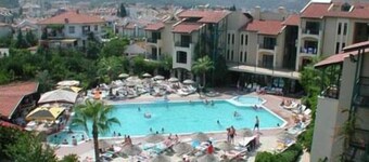 Club Turquoise Apartments
