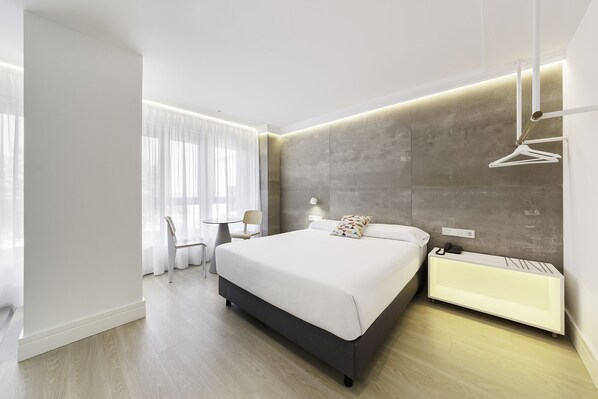 Superior Double Room | Desk, blackout drapes, soundproofing, iron/ironing board