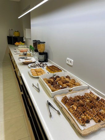 Buffet. Hotel Bradomin