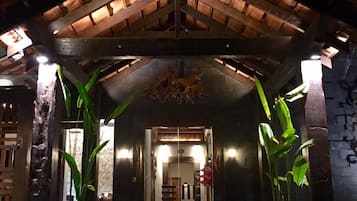 EntrĂ©e de lâhĂ©bergement