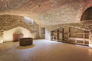 Interior detail - Palazzo Gatteschi (Poppi)