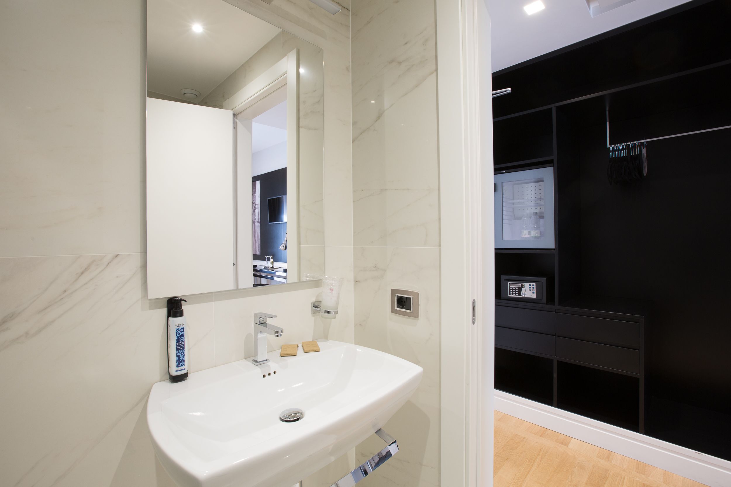 Foto - Floris Hotel
