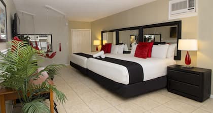 Rooftop Resort - Clothing Optional - Adult Only