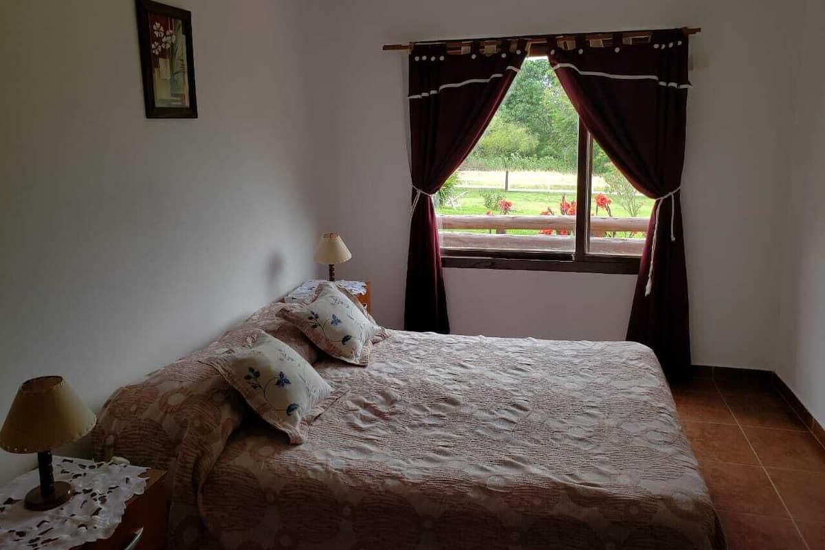 Bangalô básico, 1 quarto, vista para a lagoa | Cofres nos quartos, camas extras/dobráveis (sobretaxa)