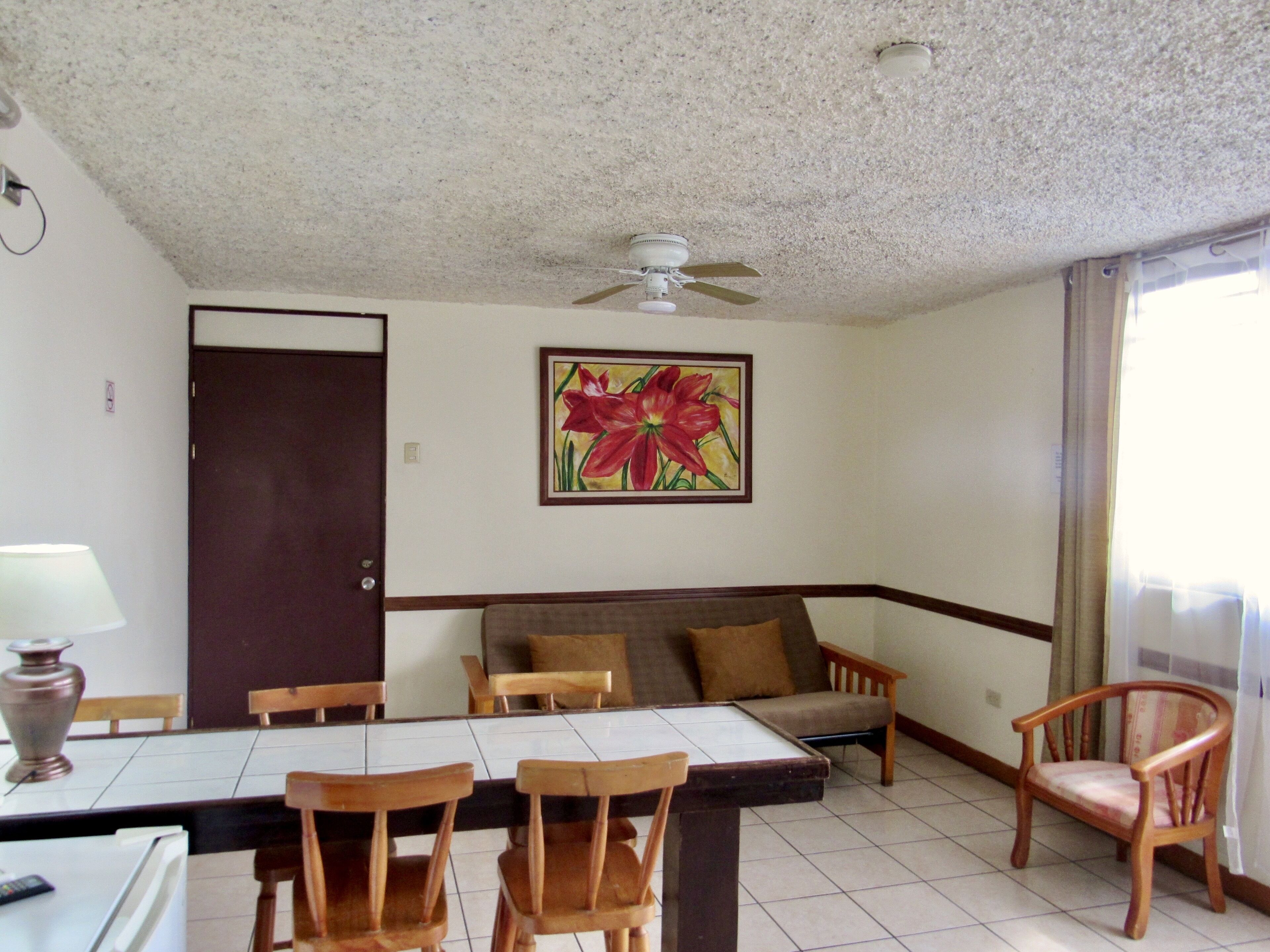 family suite, 2 bedrooms, city view | living area | 32-inch led tv with digital channels, tv