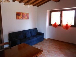 Lägenhet - 2 sovrum (Girasole) | Vardagsrum | Platt-tv