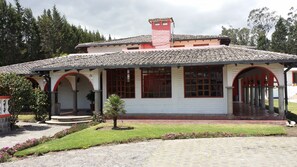 住宿正面