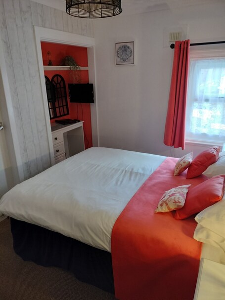 The Hilary Guest House - Image 36