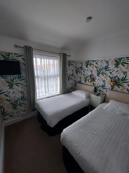 The Hilary Guest House - Image 24