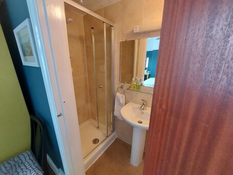 The Hilary Guest House - Image 5