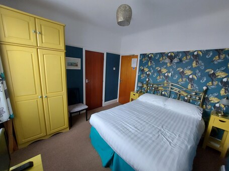The Hilary Guest House - Image 30