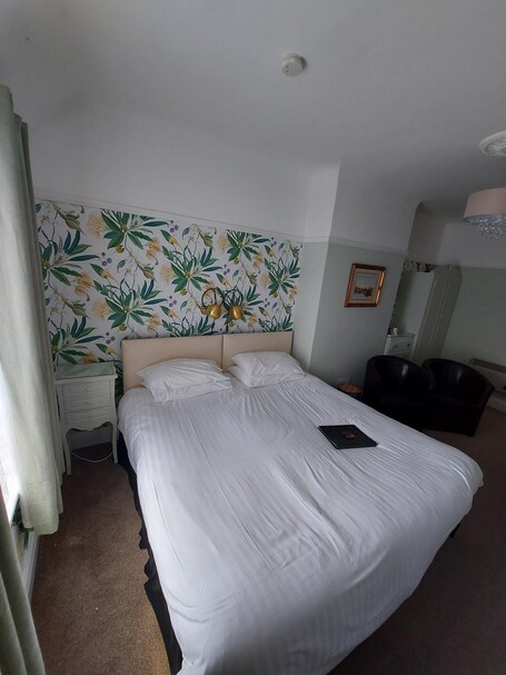The Hilary Guest House - Image 41