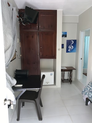 Alicia Room No. A3 | 8 bedrooms, premium bedding, individually decorated