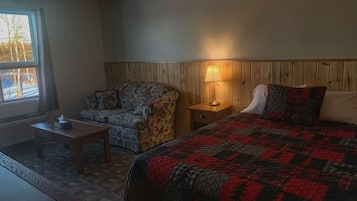 Single Room | Premium bedding, pillowtop beds, free WiFi